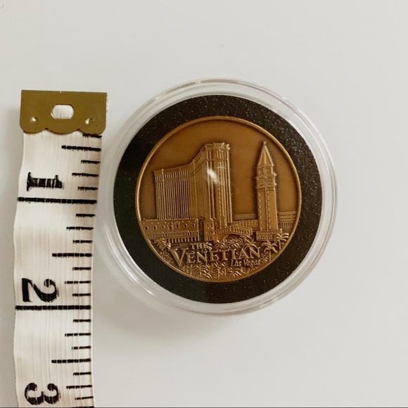 Guggenheim Coin The Venetian, Las Vegas - Picture 3 of 6